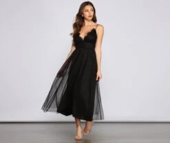 Windsor. Poppy Formal Scalloped Lace A-Line Dress | Shop Top Deals